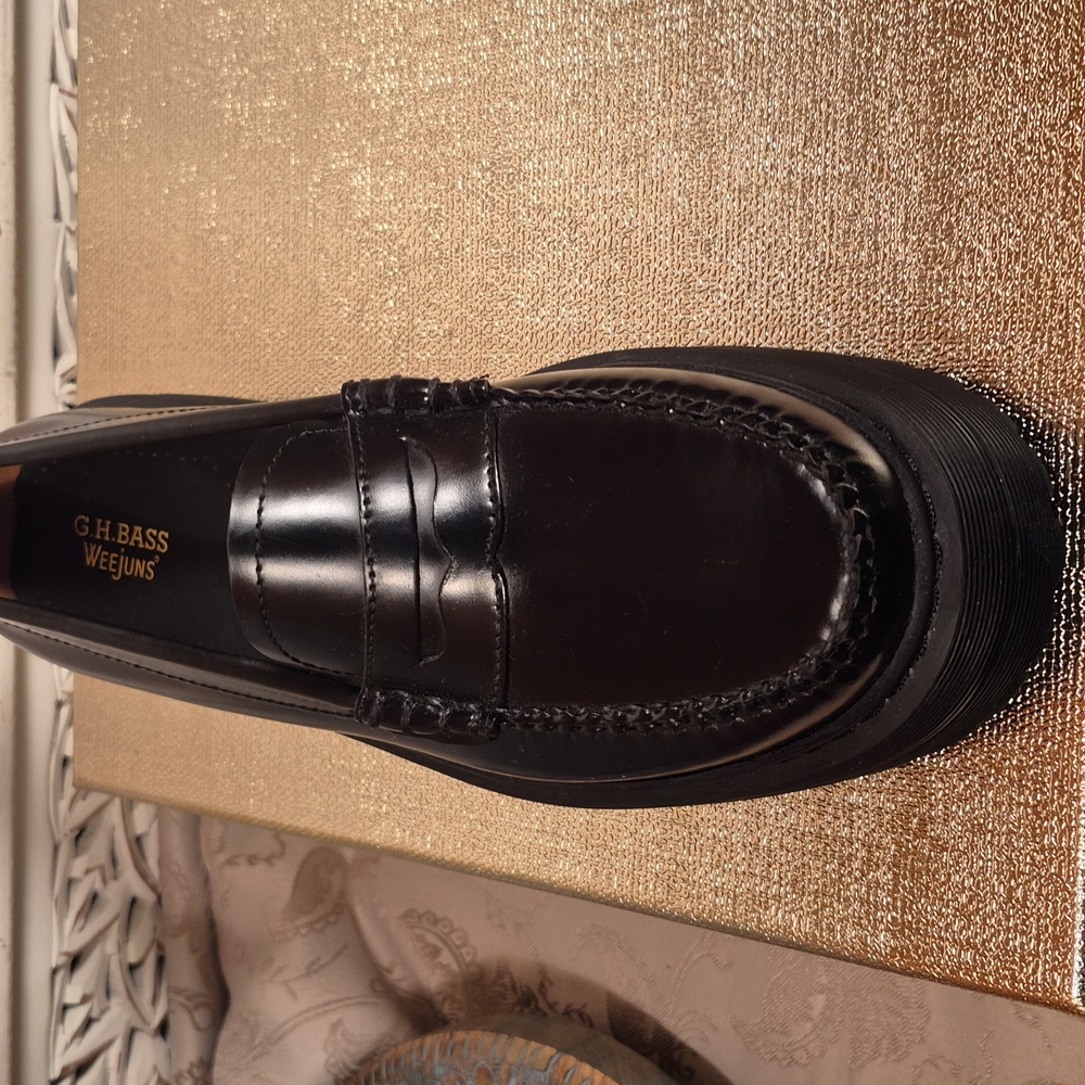 G.H. Bass Whitney Platform Penny Loafer - Picture 7 of 12